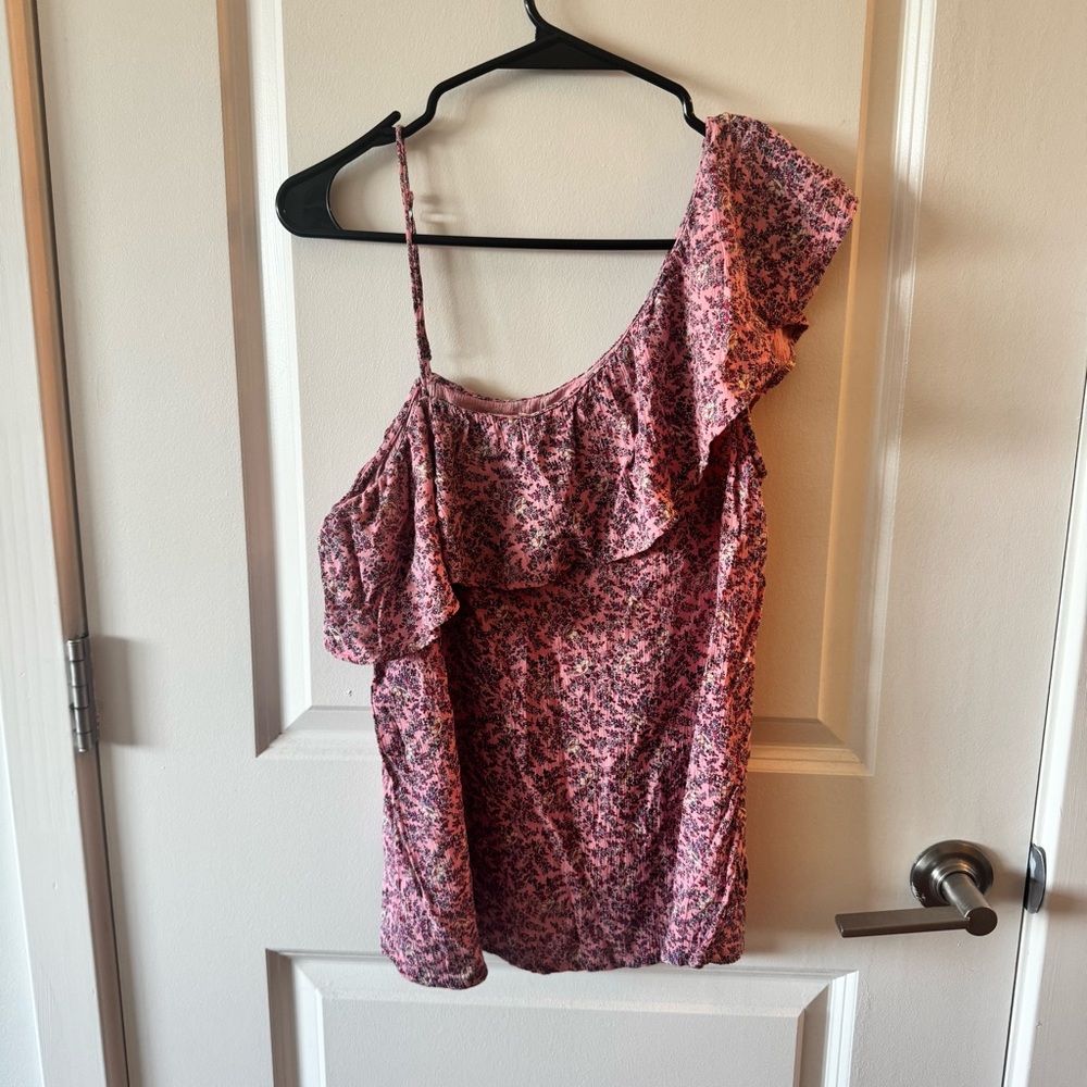 Hollister Pink Floral Top